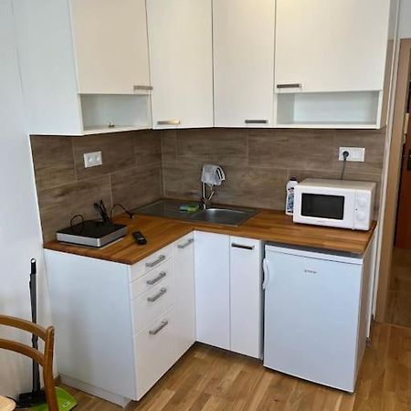 Brand New Apartment In The Heart Of Bratislava Exterior photo